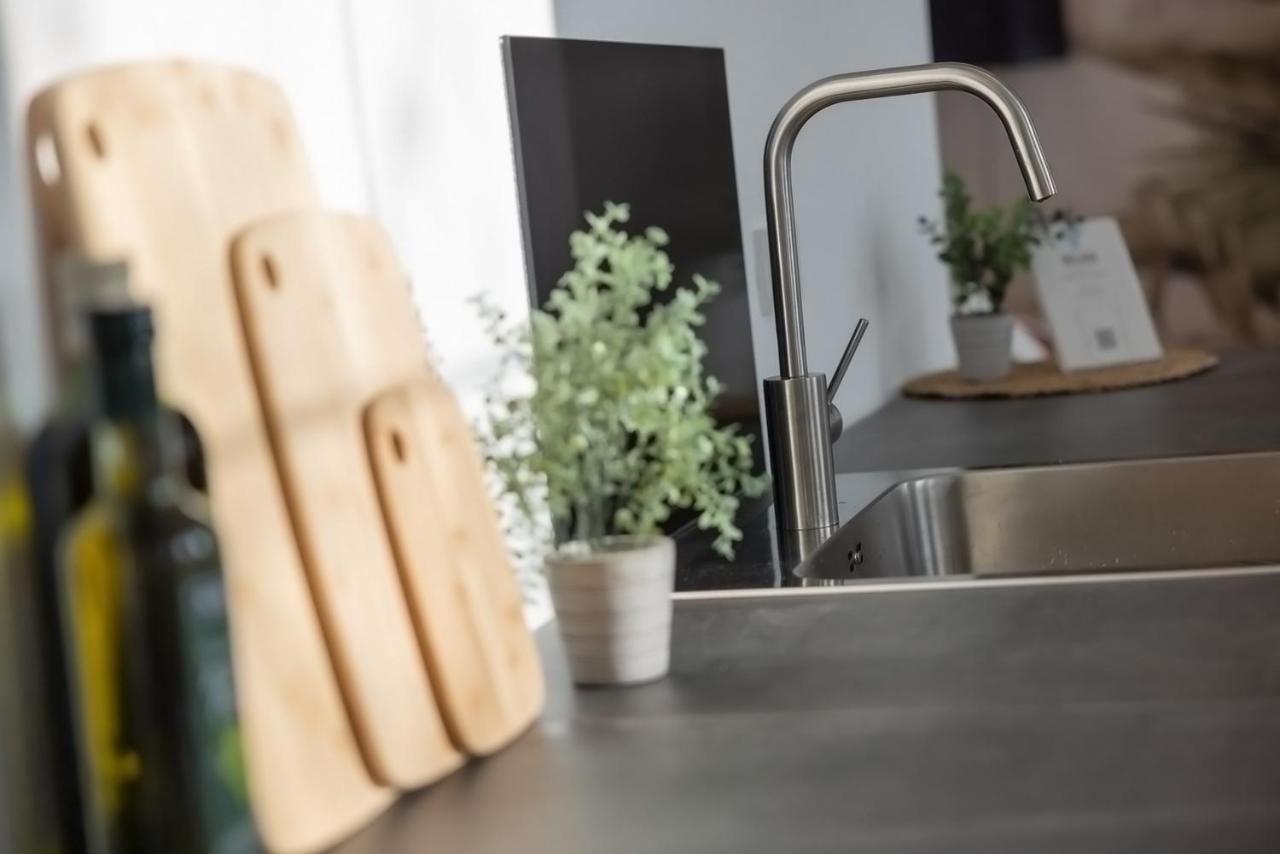 Kaza Guesthouse, Centrally Located 2 & 3 Bedroom Apartments In Augsburg Eksteriør bilde