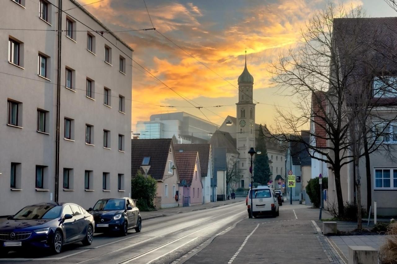 Kaza Guesthouse, Centrally Located 2 & 3 Bedroom Apartments In Augsburg Eksteriør bilde